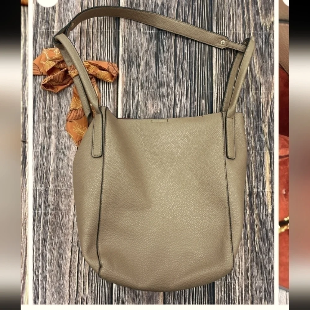 Steve Madden Taube color shoulder bag with a scarf Size Medium - Picture 2 of 13
